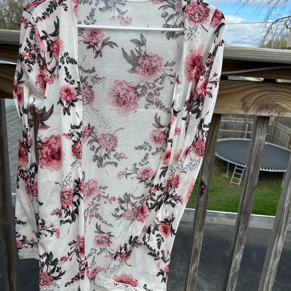 Charlotte Russe Floral Cardigan - Pink and Black